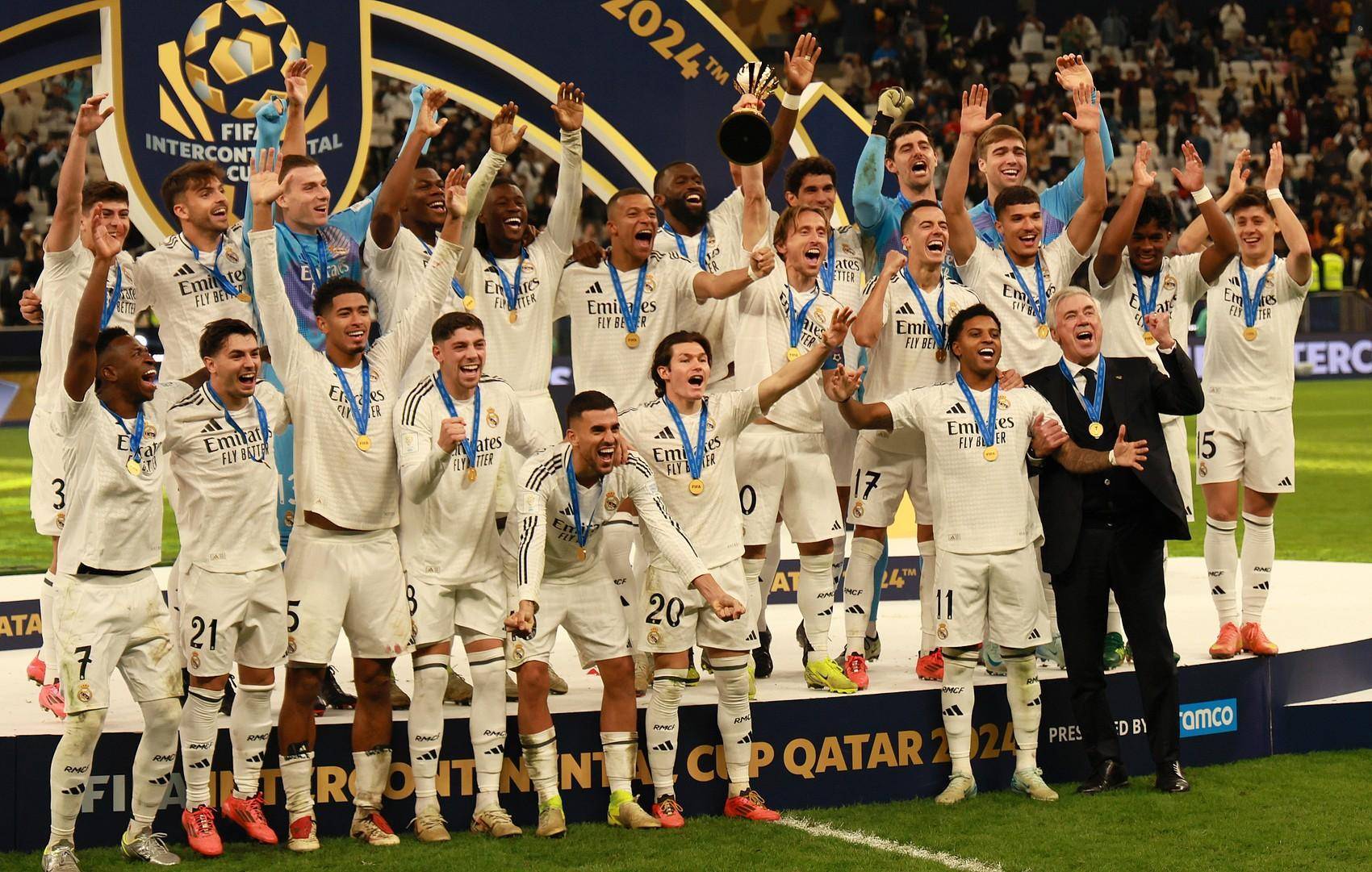 4胜2平不败直通美加墨！瑞士队史第13次晋级世界杯正赛（瑞士4胜2平保持不败直通美加墨，第13次跻身世界杯正赛）