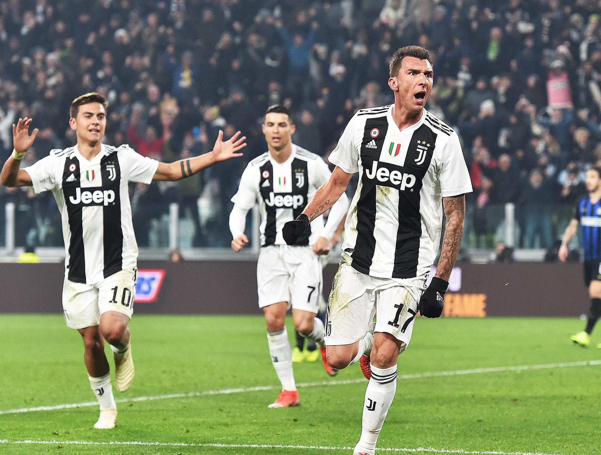 意媒：尤文、国米都在关注佩莱格里尼与罗马的续约情况