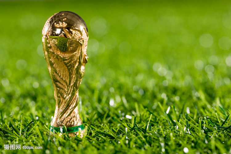 欧文突破防守助攻队友制胜