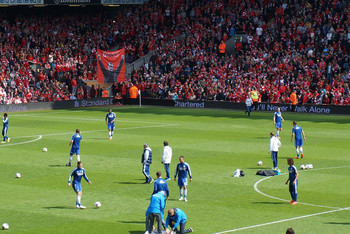 实况足球：又送高光+精选啦! 新普拉蒂尼登场!（实况足球：高光与精选再度来袭，普拉蒂尼新卡亮相！）