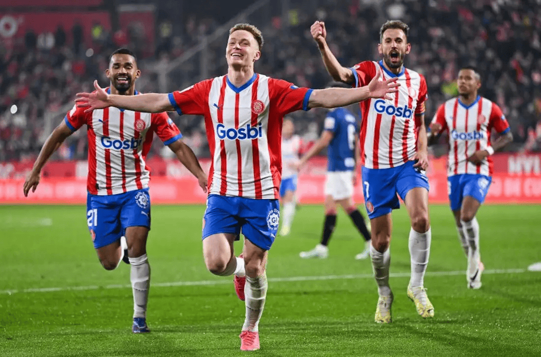 巴萨2比1逆转法兰克福首胜对手