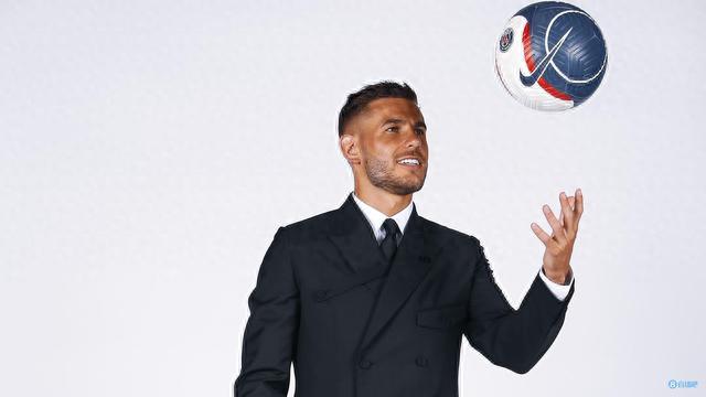 记者：曼联很乐观能成功签下谢什科，英力士已批准了这笔转会